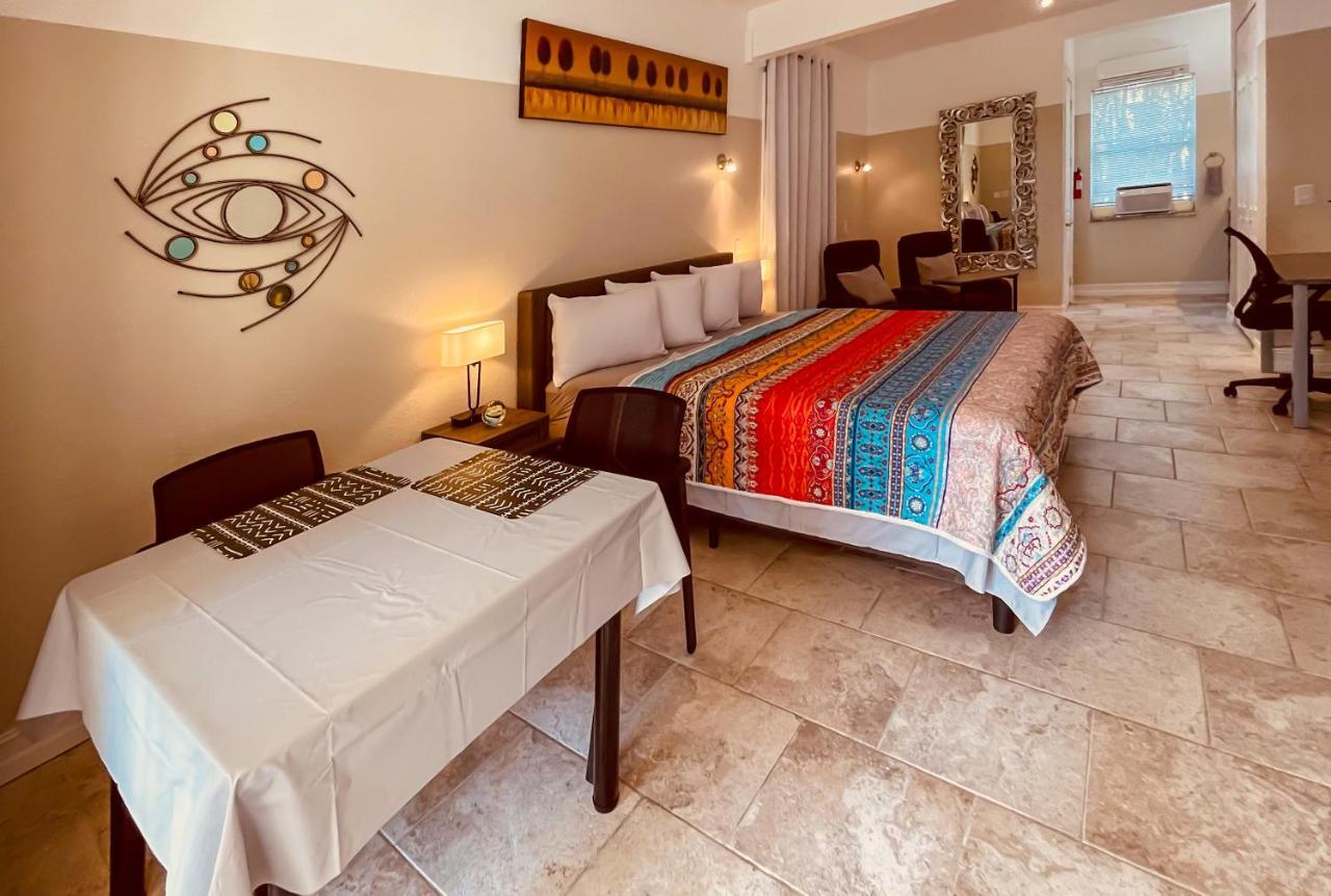 פורט מאיירס White Orchid Apartments מראה חיצוני תמונה